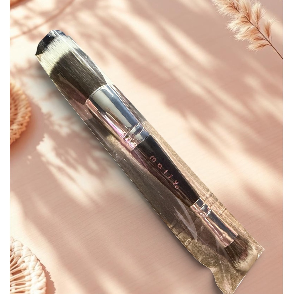 Mally - Beauty Face Double-Ended Makeup Brush - Foundation Concealer - *NEW!*